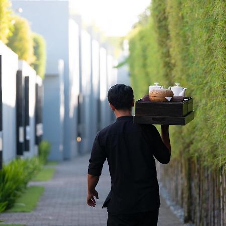 Equilibria Seminyak Villa Exterior foto
