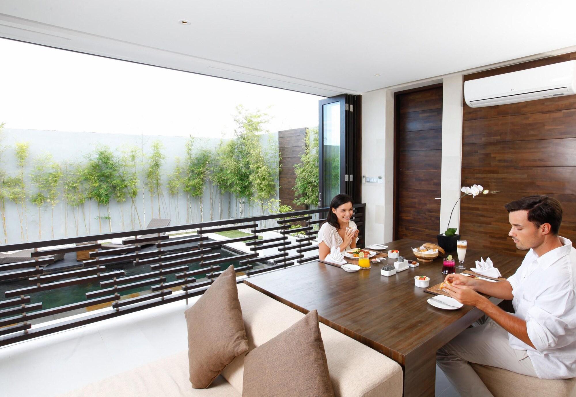 Equilibria Seminyak Villa Exterior foto