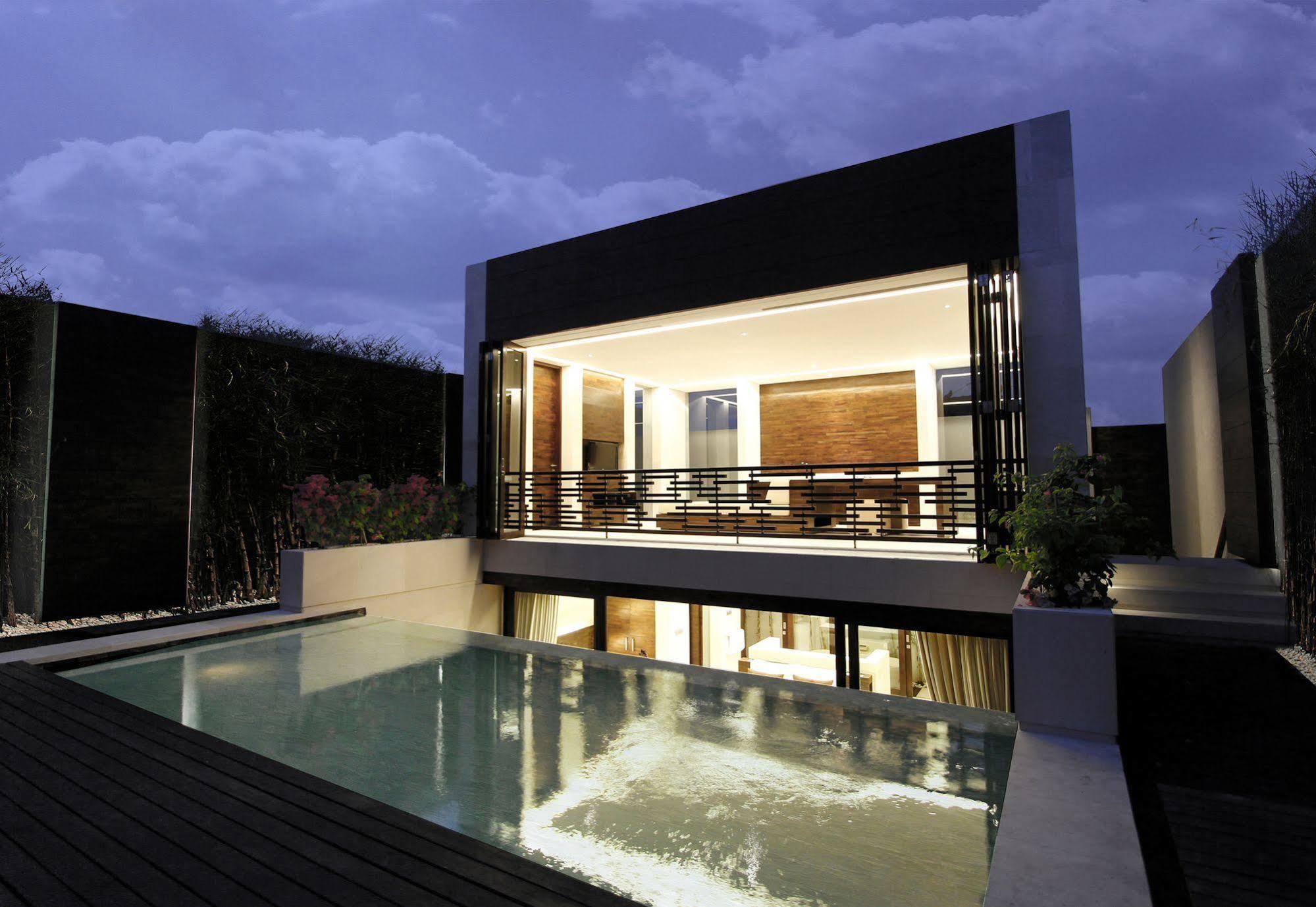 Equilibria Seminyak Villa Exterior foto